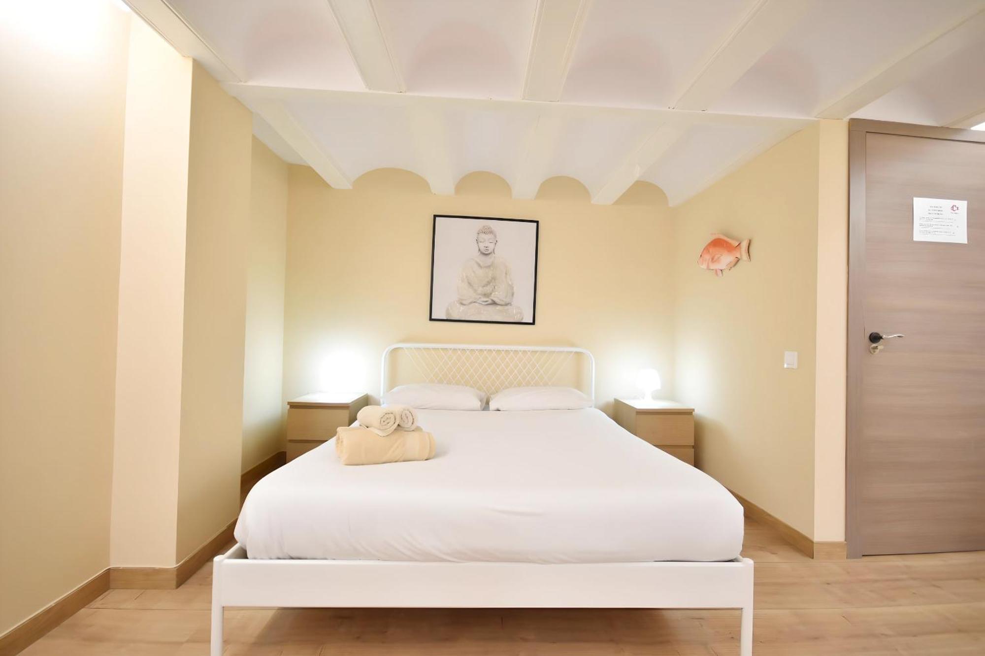 Centrico Apartamento Al Lado De Torres De Quart Valencia Bagian luar foto
