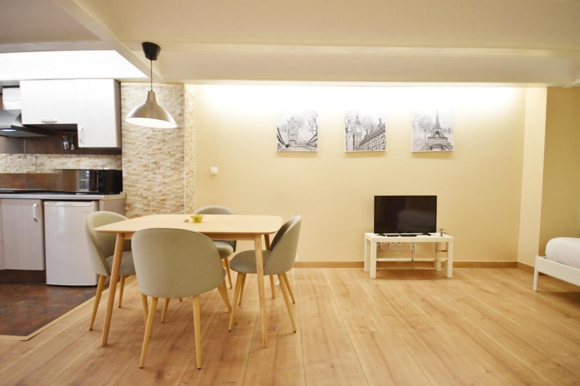 Centrico Apartamento Al Lado De Torres De Quart Valencia Bagian luar foto