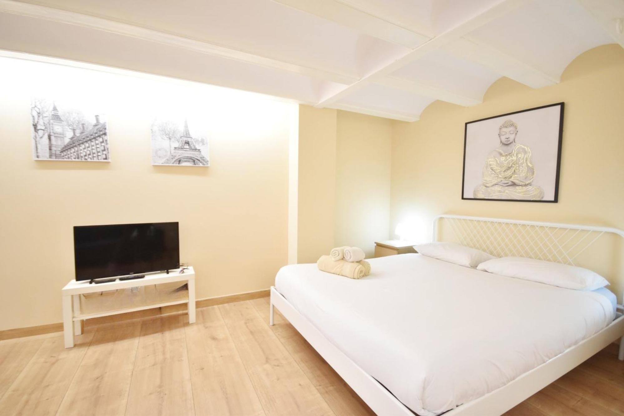 Centrico Apartamento Al Lado De Torres De Quart Valencia Bagian luar foto