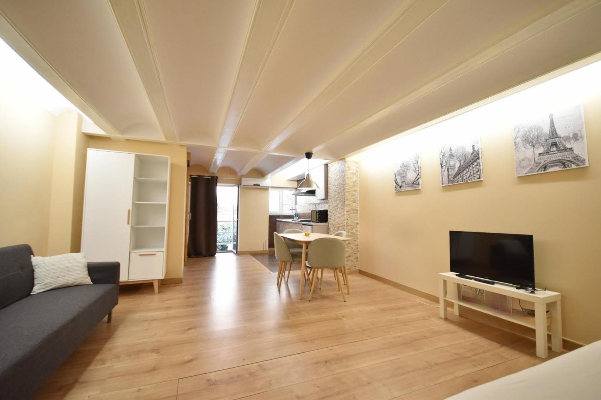 Centrico Apartamento Al Lado De Torres De Quart Valencia Bagian luar foto